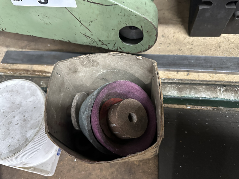 005 (2)