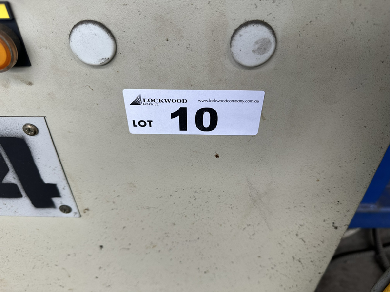 010 (1)
