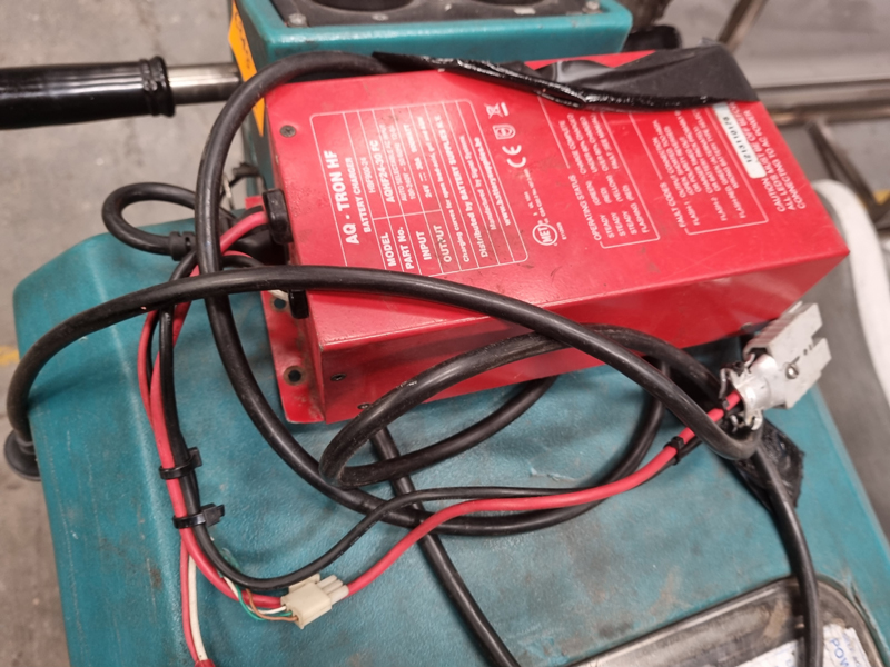004e (4)