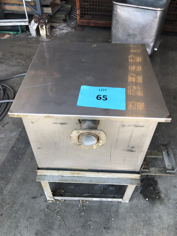 065 (01)