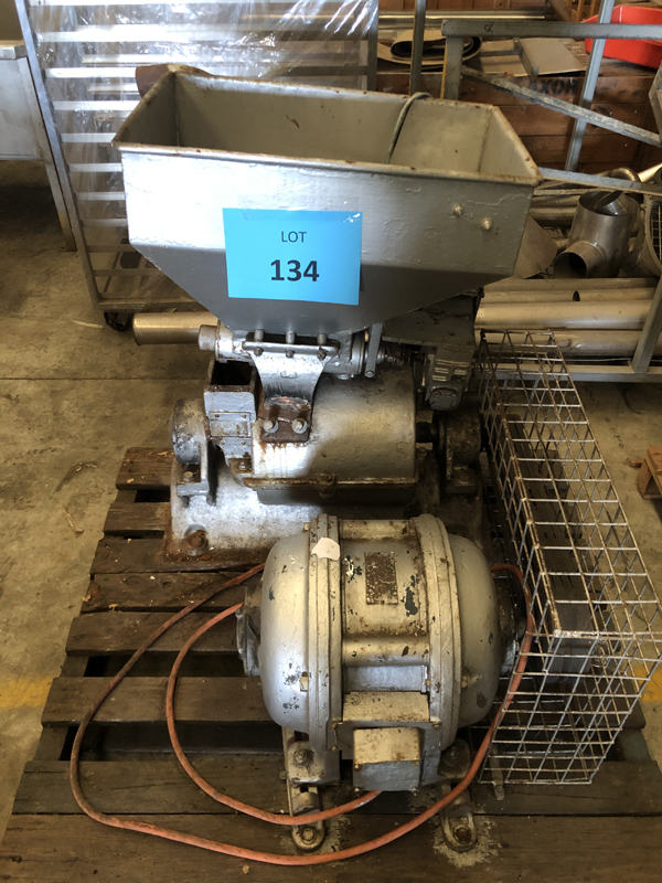 134 (01)